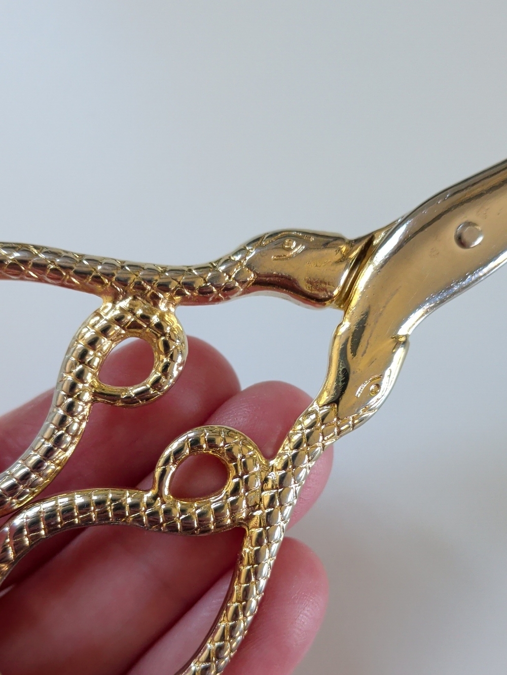 💙4/20 Snake Scissors